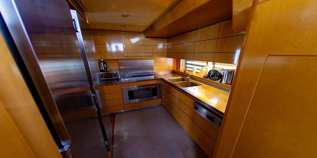 Аренда яхты Technema 89 Say Yes на Пхукете Таиланд